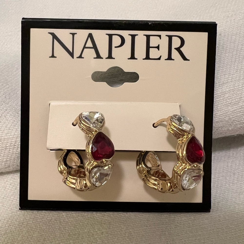 Napier Gold and Red Crystal Heart Earrings NWT - Picture 3 of 8